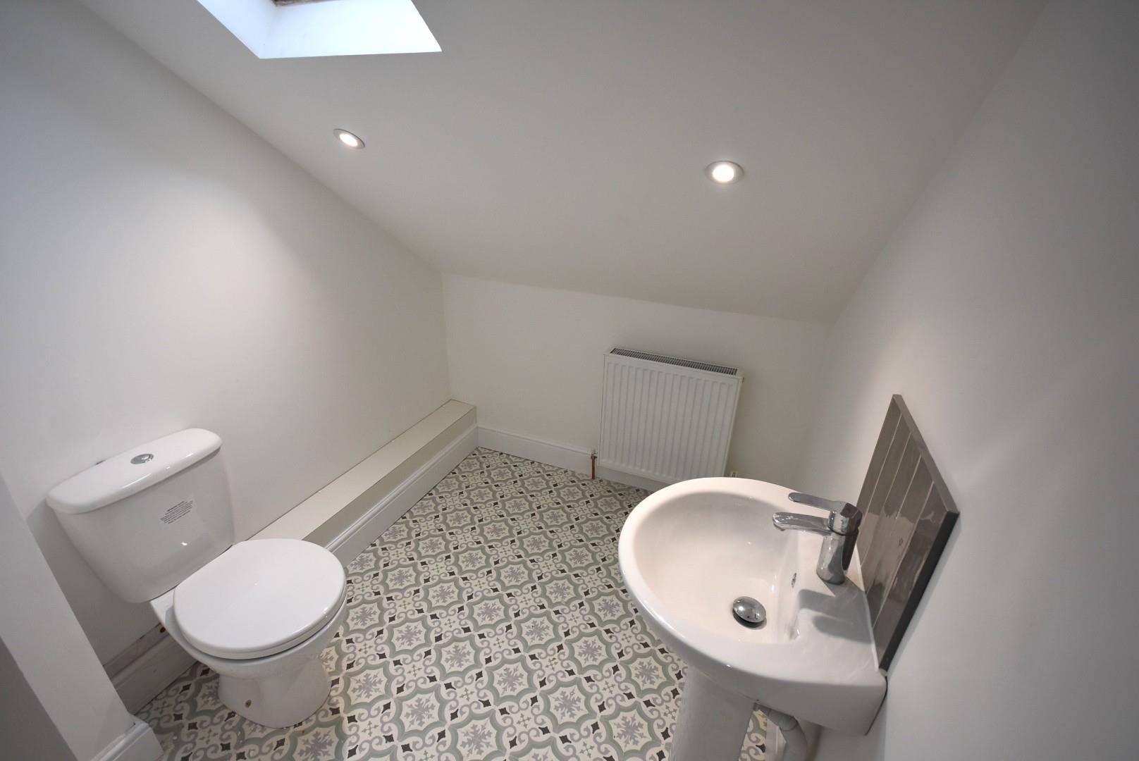 34b Windsor Terrace, Penarth, CF64 1AB